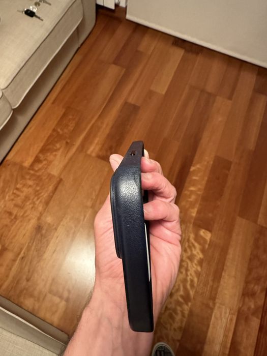 Capa original pele iPhone 14 Promax (roxa escura)