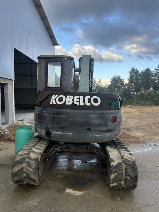 Giratoria kobelco 7,5 ton raio zero