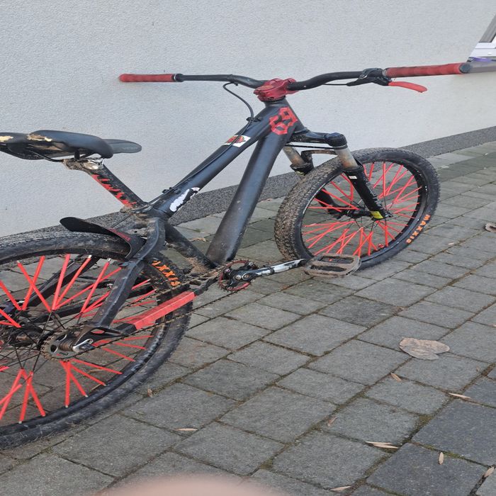 Rower wyczynowy stunt