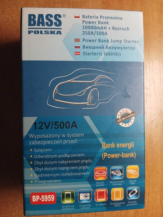 Urządzenie rozruchowe z powerbankiem  i latarką Bass