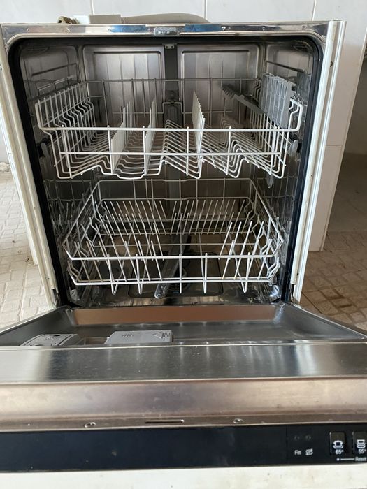 Vendo maquina de lavar loiça encastrada balay