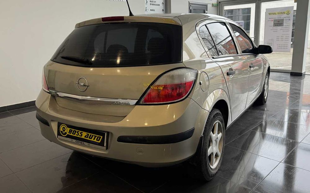 Opel Astra 2005 року