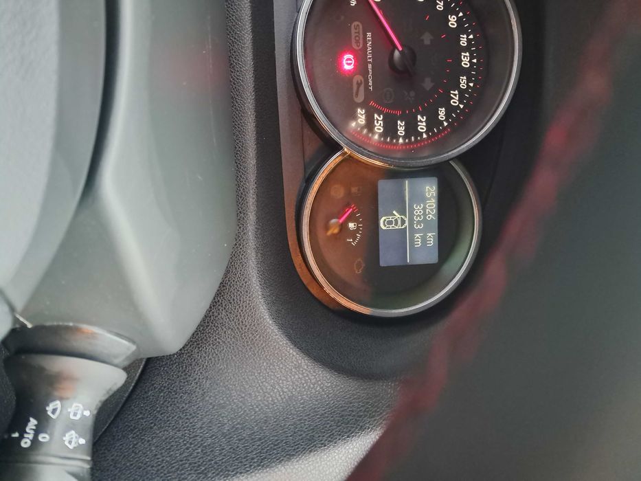 Авто/легкові автомобілі Renault Megan 3