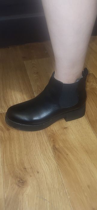 Шкіряні напівчоботи