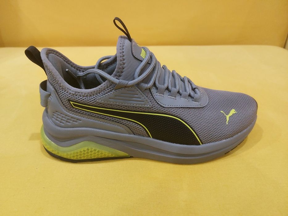 Продам кросівки PUMA 40р.
