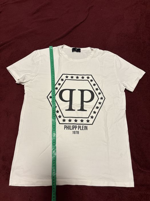 Продам фудболку оригінальну чоловічу Philipp Plein  p.m