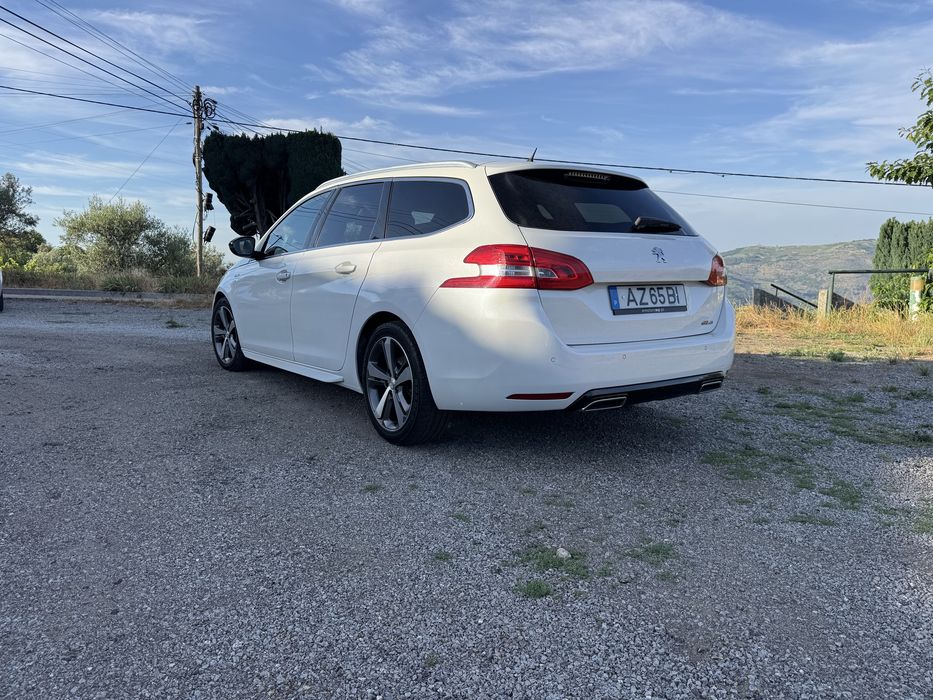 Peugeot 308 SW GT Line 1.6 HDi Auto | Teto Panorâmico • Pele