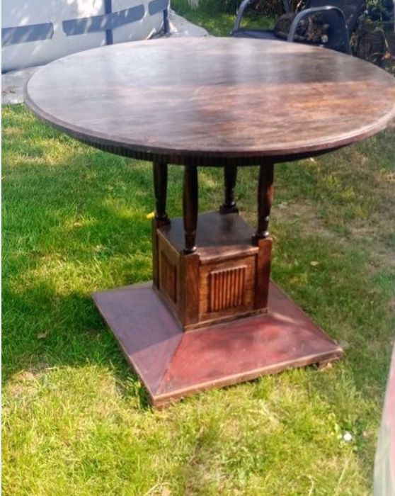 Stolik  kawowy  drewniany