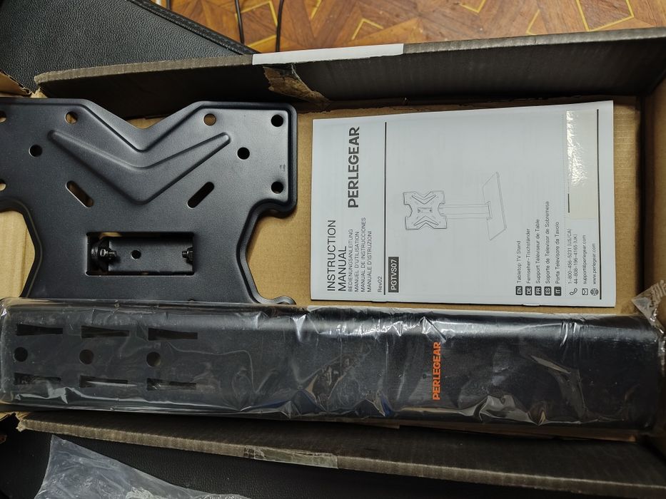 Настільне кріплення для монітору або телевізора. Perlegear.