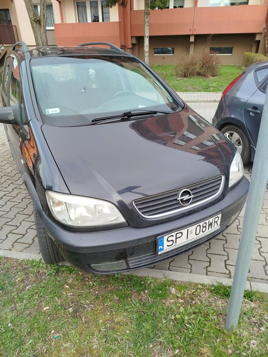 Opel Zafira A-  7 osobowa LPG