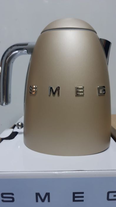 Czajnik elektryczny Smeg KLF03