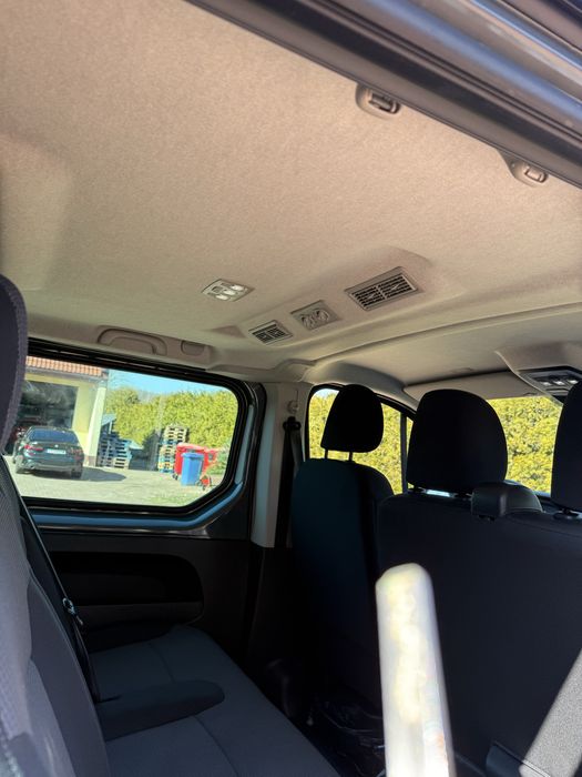 Renault Trafic 9 osobowy fv 23%