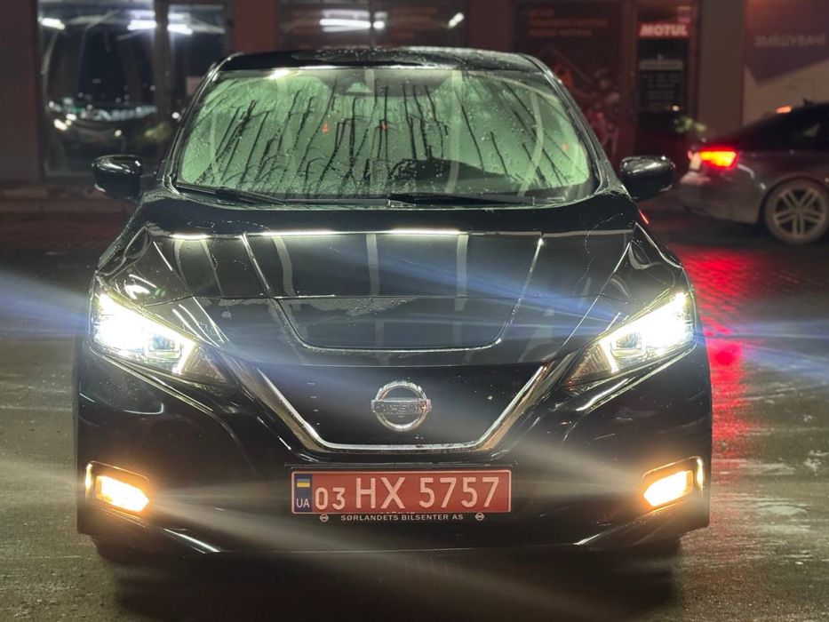Nissan Leaf 40 kWh Tekna Bose