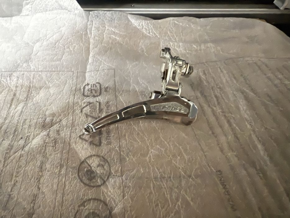 Desviador dianteiro marca shimano