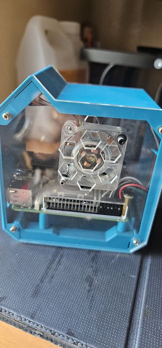 Raspberry Pi 5 8GB + SSD NVMe 256GB + Case OLED & Ventilação Ativa