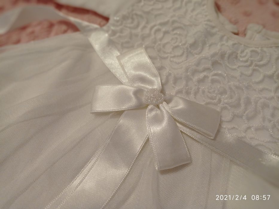 Zestaw na chrzest, sukienka, buciki, opaska i spinki