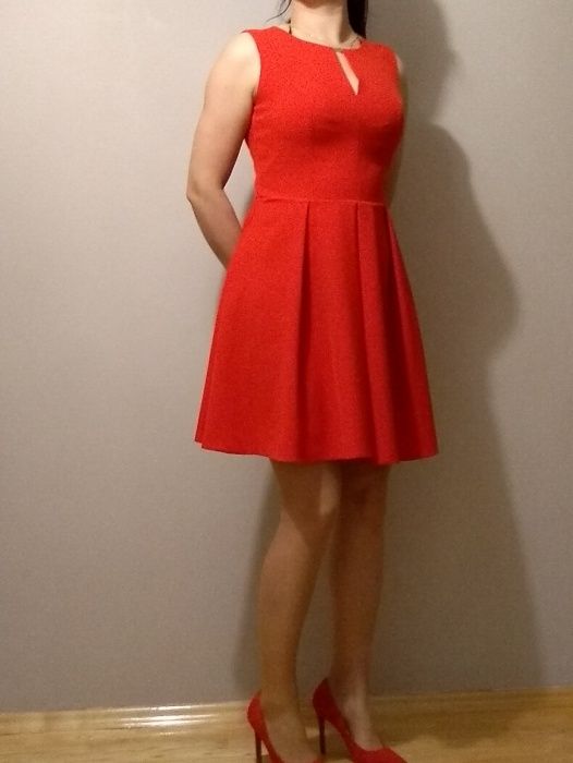 Sukienka rozkloszowana