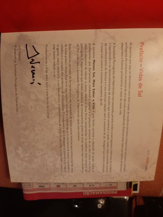 Livro vidas de sal.novo.conforme fotos.