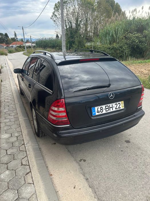 Mercedes-Benz C220 Avantgarde 150cv — photo 2