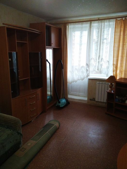 Срочно продам однокомнатную квартиру метро Индустриальная