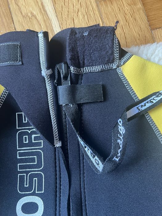 Indigo Surf neoprenowy kombinezon dla dziecka rozmiar 128