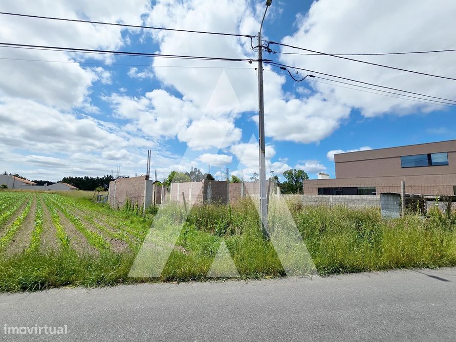 Terreno com projeto aprovado a 7 minutos do centro de Aveiro