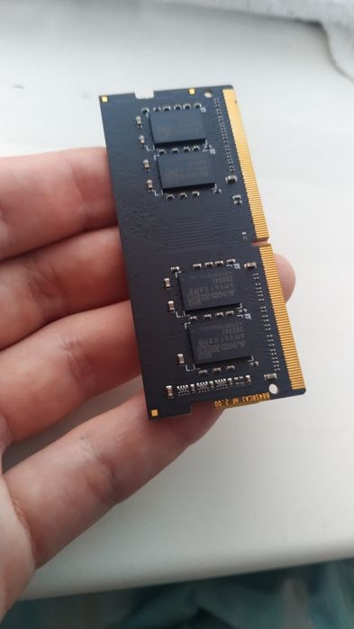 sodimm ddr4 2400 4gb