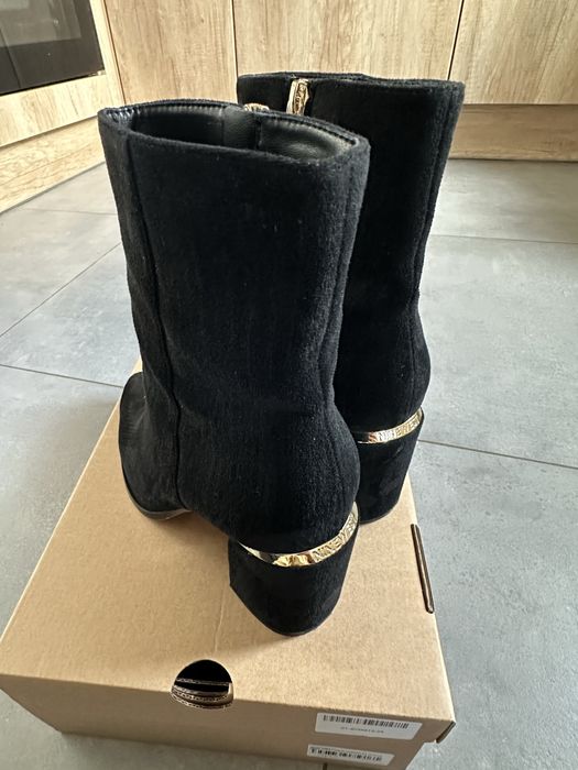 Nine West Jasmin botki na słupku czarne szpic 39