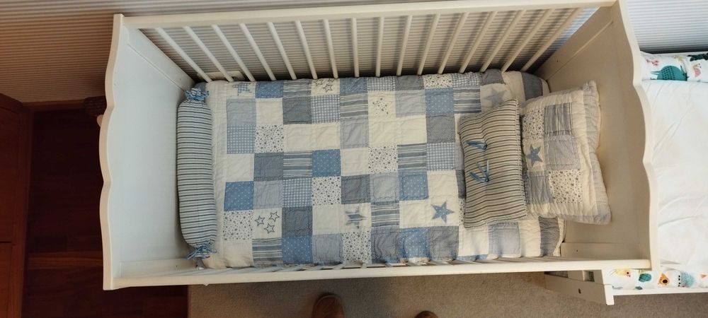 Colcha e Almofadas "Zara Home" +  Capa e resguardo "IKEA"