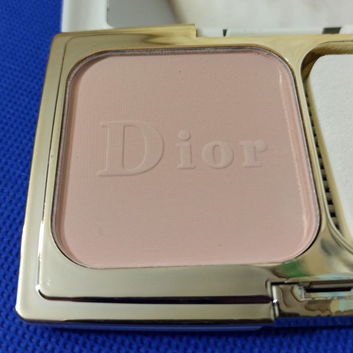 Пудра DIOR  j'adore НОВА