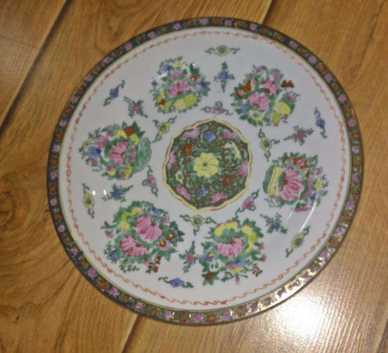 Selling ceramic plates425605617566371843