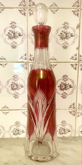 Garrafa em cristal lapidada