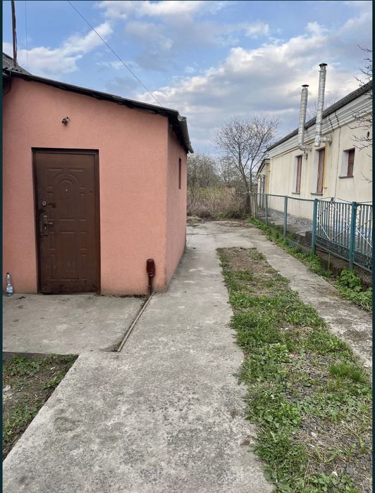 Цегляний будинок