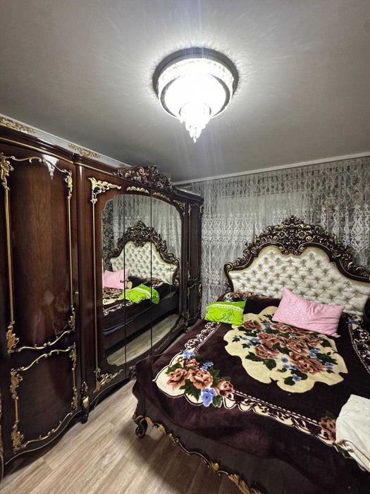 Продаж 3-кімнатної квартири по вул. Сумгаїтській, (район Епіцентру)