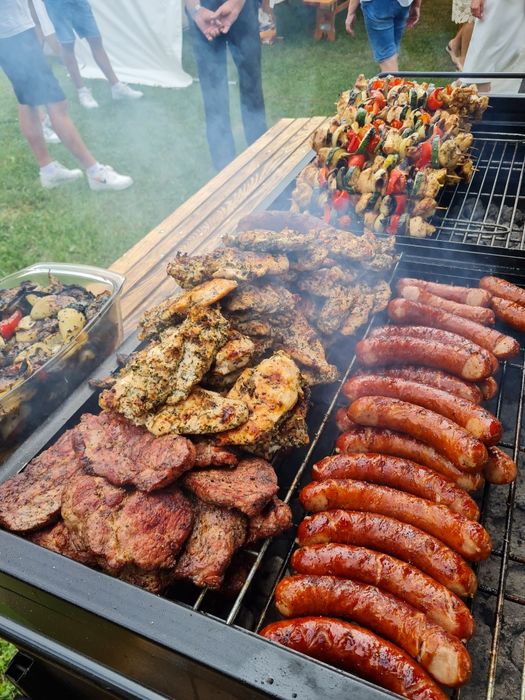 Grill, obsługa cateringowa, imprezy firmowe,  poprawiny, urodziny