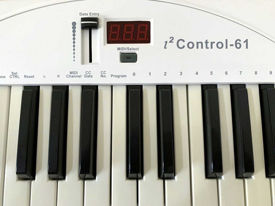 Міді клавіатура  Miditech i2 Control-61   5 октав