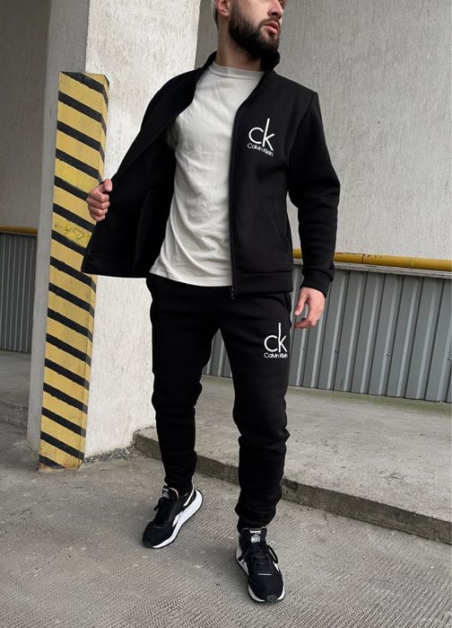 Костюм від calvin klein