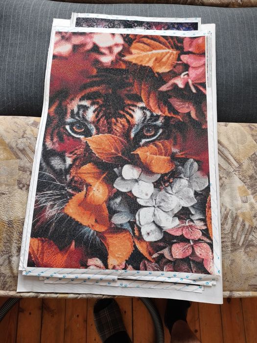 Продам готовые картины алмазная мозаика  без подрамника