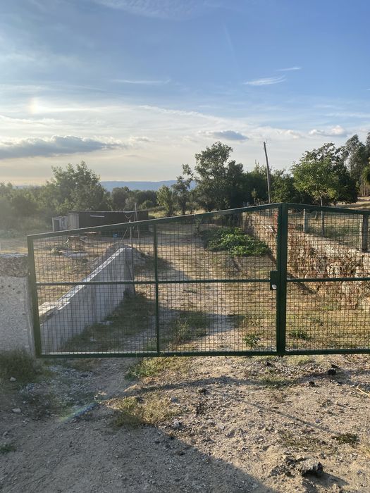Vende se terreno agua luz e poco com muita agua