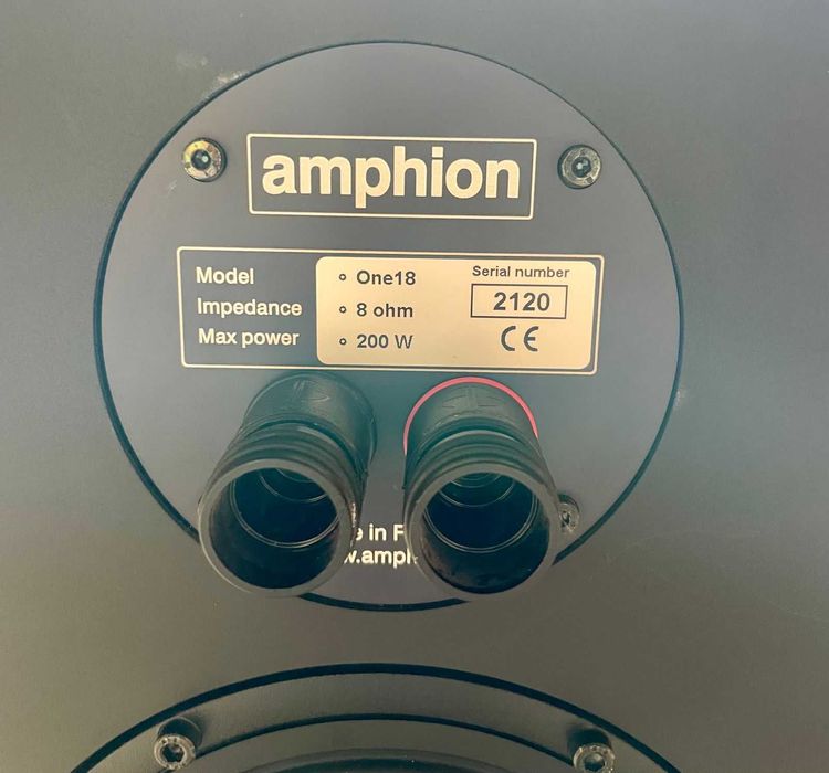 Amphion One 18 com amplificador Amp 100