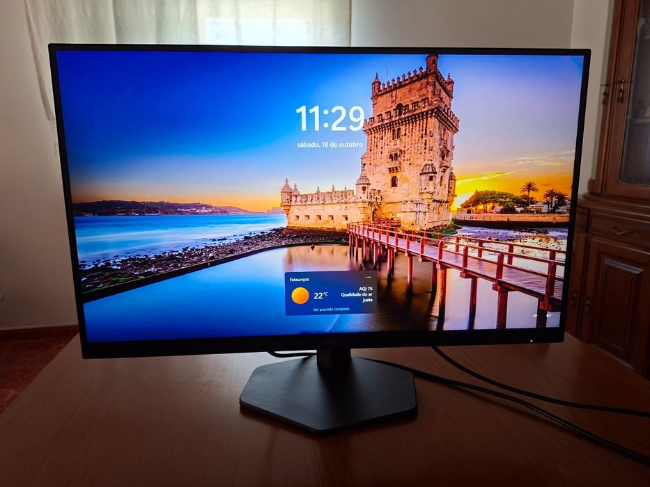 Monitor AOC 27" 2K como novo
