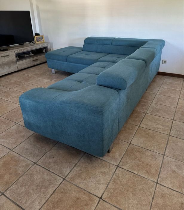 Sofá Grande com Chaise Longue — Muito Confortável e Espaçoso!!
