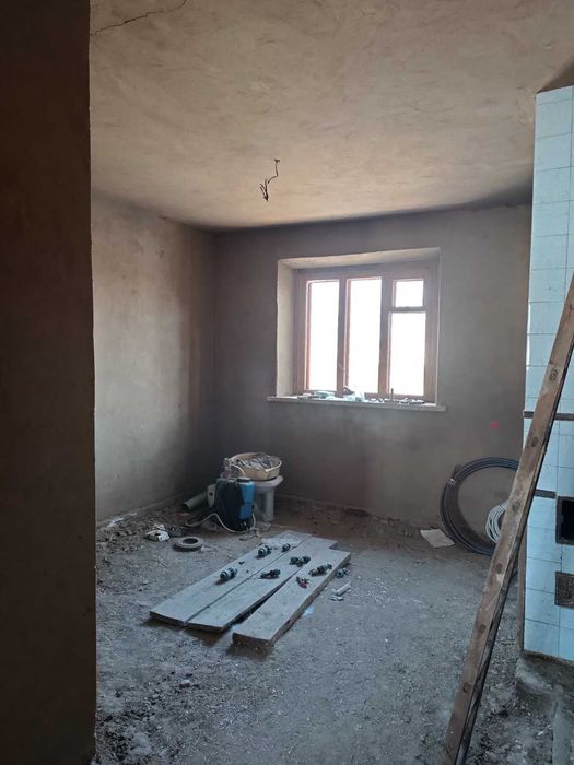 Продаж будинку з ділянкою в с. Печера, Вінницька обл.