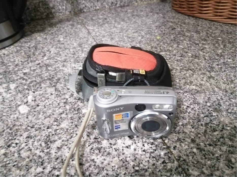 Sony Camera64585813697153123