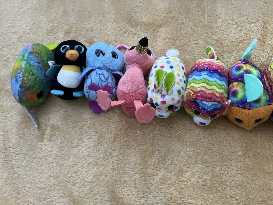 Мʼякі іграшки TY, SA та просто з блискучими очима