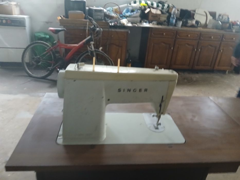 Máquina de costura monofasico