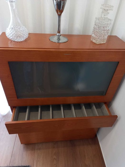 Móvel bar como novo