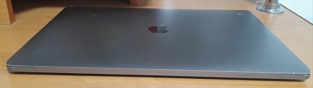 Apple MacBook Pro 2017 / Core i7 / 16Gb / 512Gb