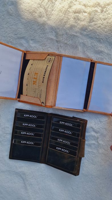 Diversas carteiras unisexo