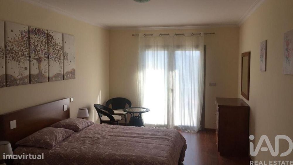 Casa / Villa T3 em Refóios do Lima de 185,00 m2